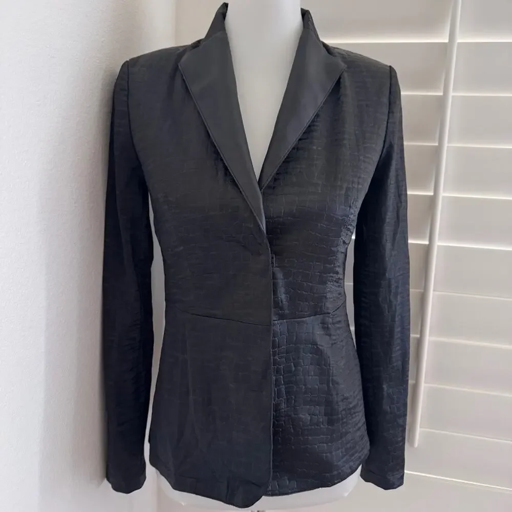 Wolford Black Croco fitted 3 button Blazer In size 6